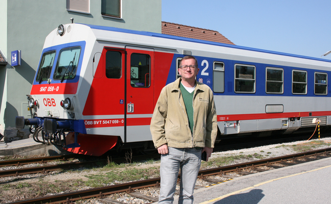 FPÖ-Verkehrssprecher Dieter Dorner will den Schienenverkehr in NÖ erhalten